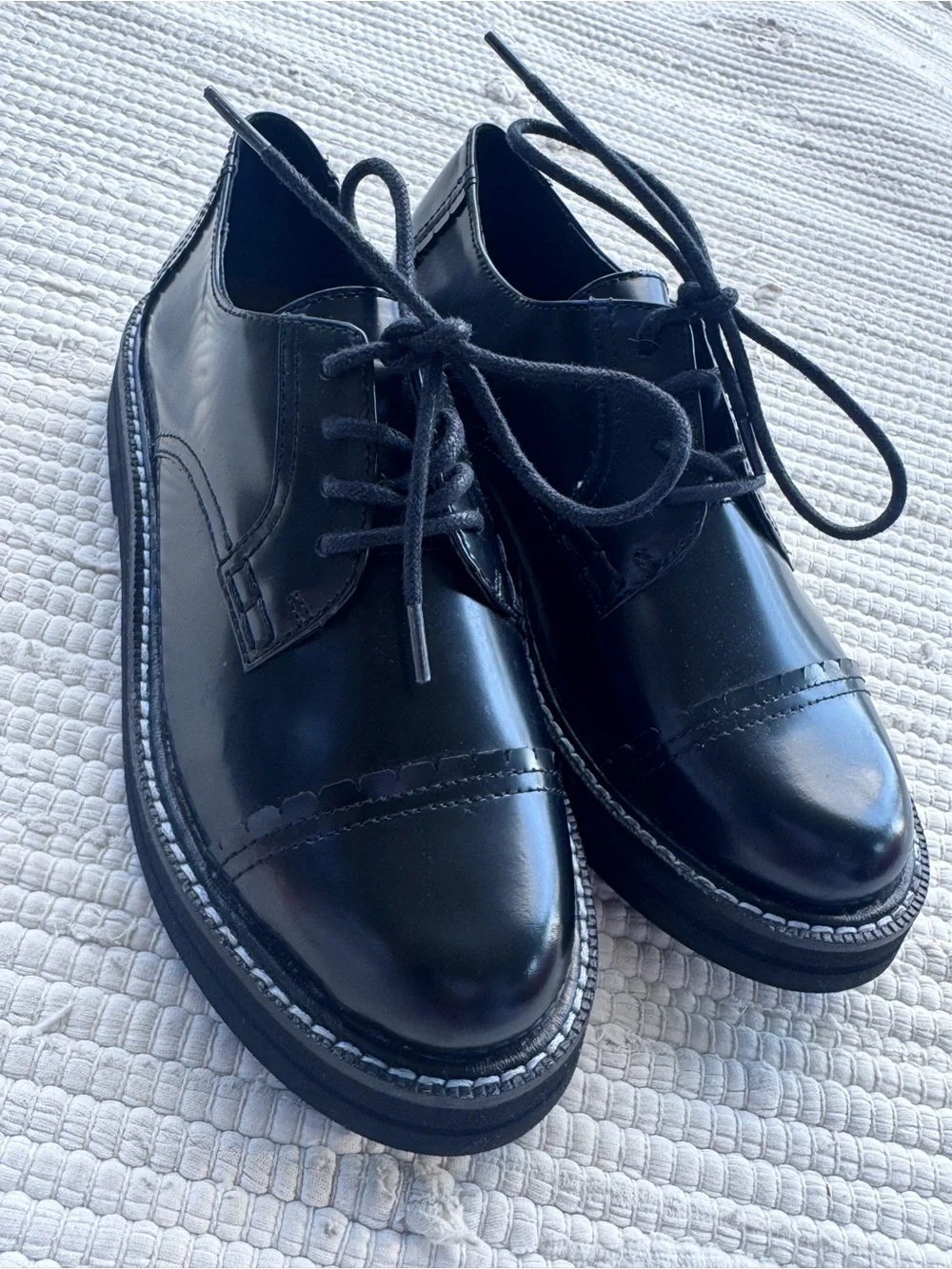 Retail: $198 Donald Pliner Leonardo Black Leather Cap Toe Derby Shoes 6M New